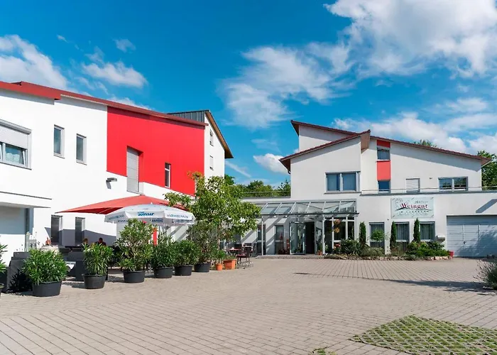 Muellers Weingut Und Weinstube Im Auerberg